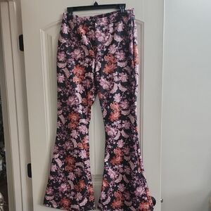 Forever 21 Kids Floral Bell-Bottom Pants - Black and Pink